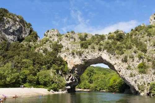 Image pont d'arc descente 8 km en canoe kayak