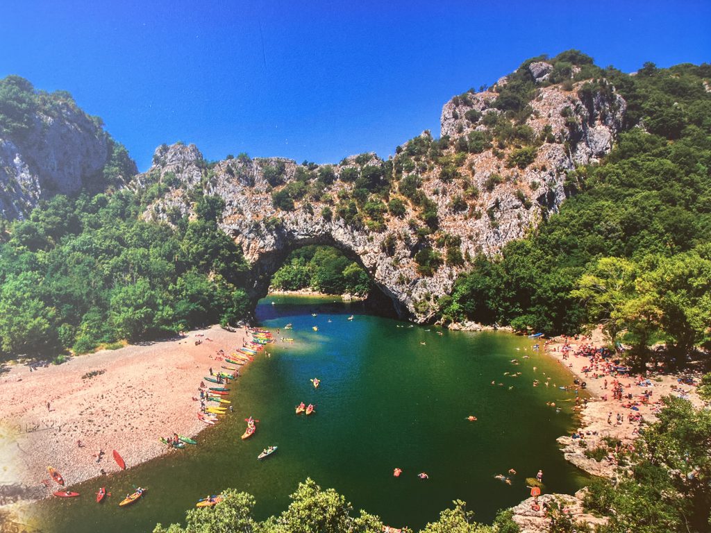 Vallon pont d'arc, Chames la plage idéale